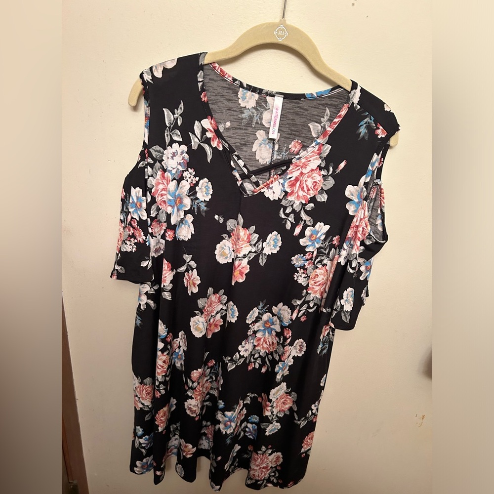 Watermelon brand knee length cold shoulder dress, gently worn, black w flora, 3x